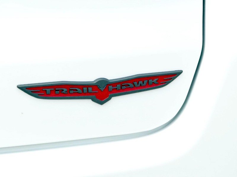 Used 2025 Jeep Compass Trailhawk AWD/4WD image 6