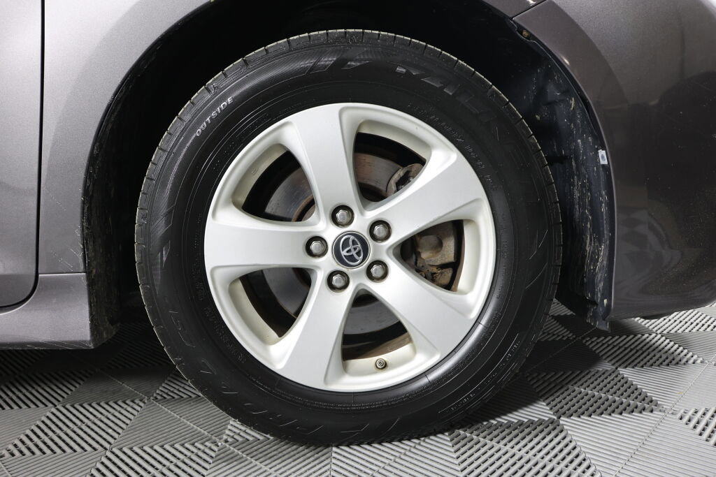 Used 2018 Toyota Sienna LE FWD image 6