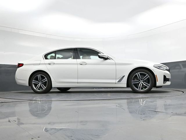 Used 2023 BMW 530i w/ Convenience Package image 29