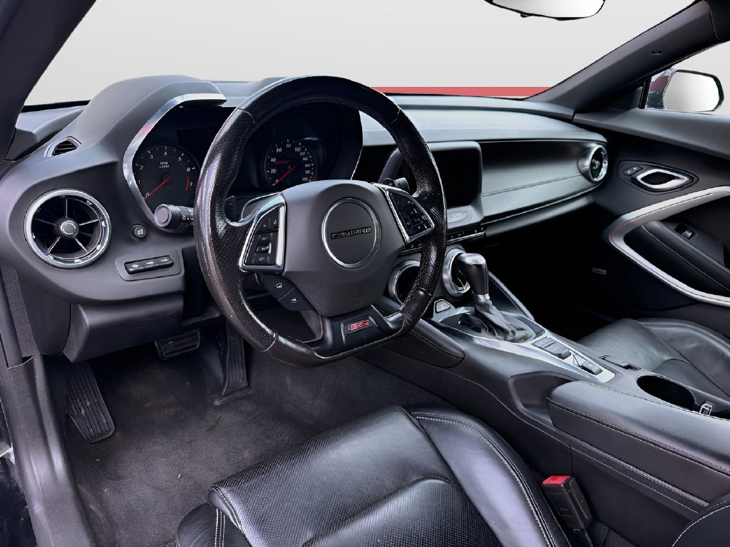 Used 2021 Chevrolet Camaro SS RWD image 9