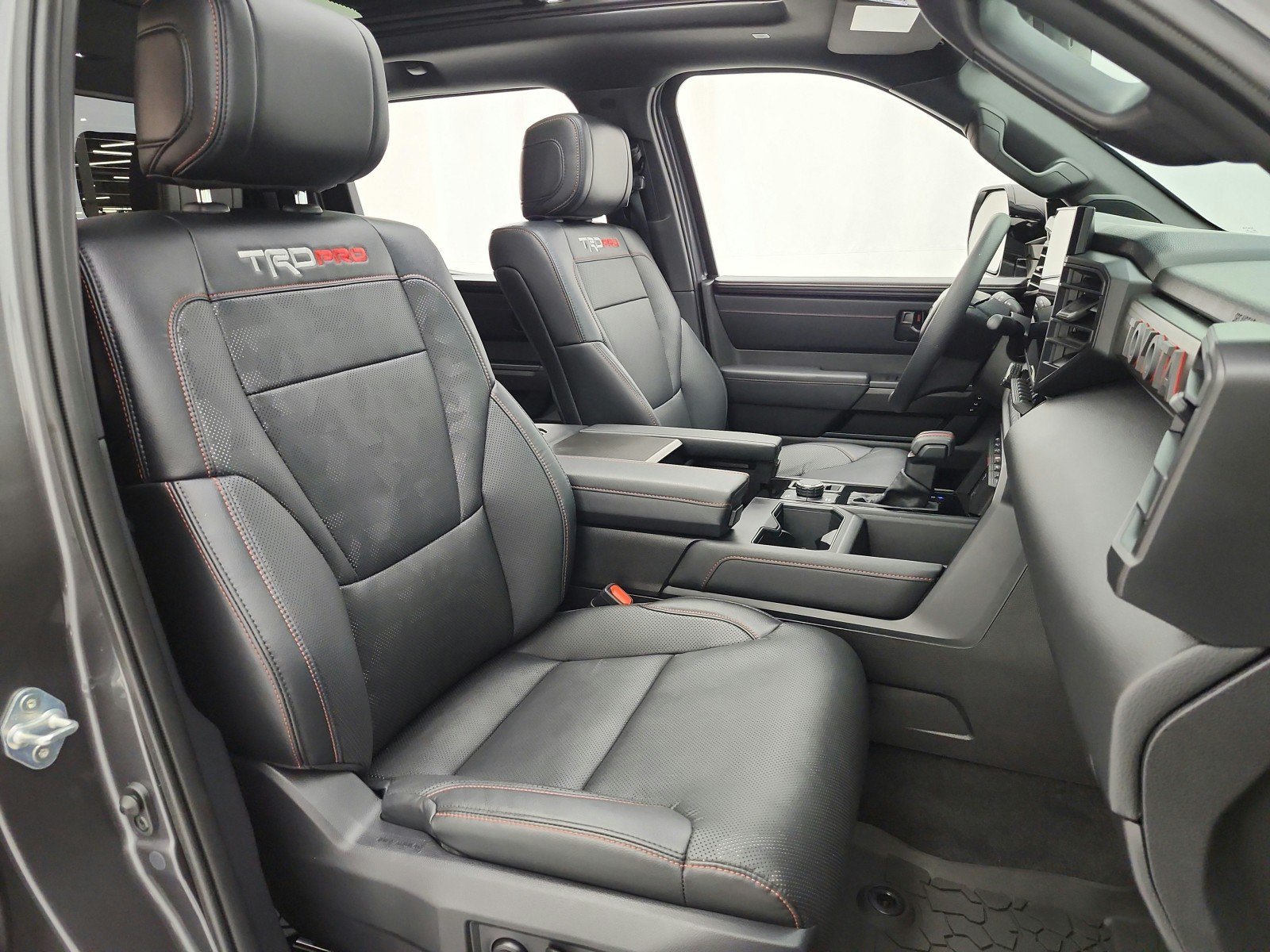Used 2025 Toyota Tundra TRD Pro w/ Tow Tech Package AWD/4WD image 20