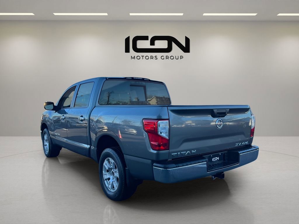 Used 2018 Nissan Titan Platinum Reserve image 5