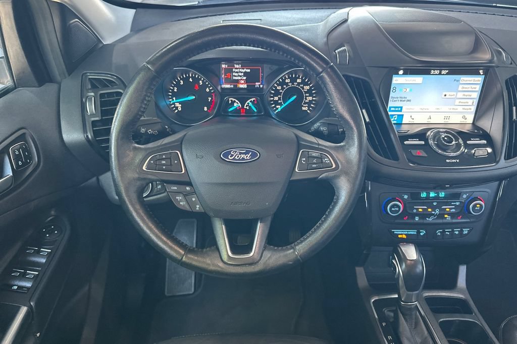 Used 2019 Ford Escape Titanium AWD/4WD image 14