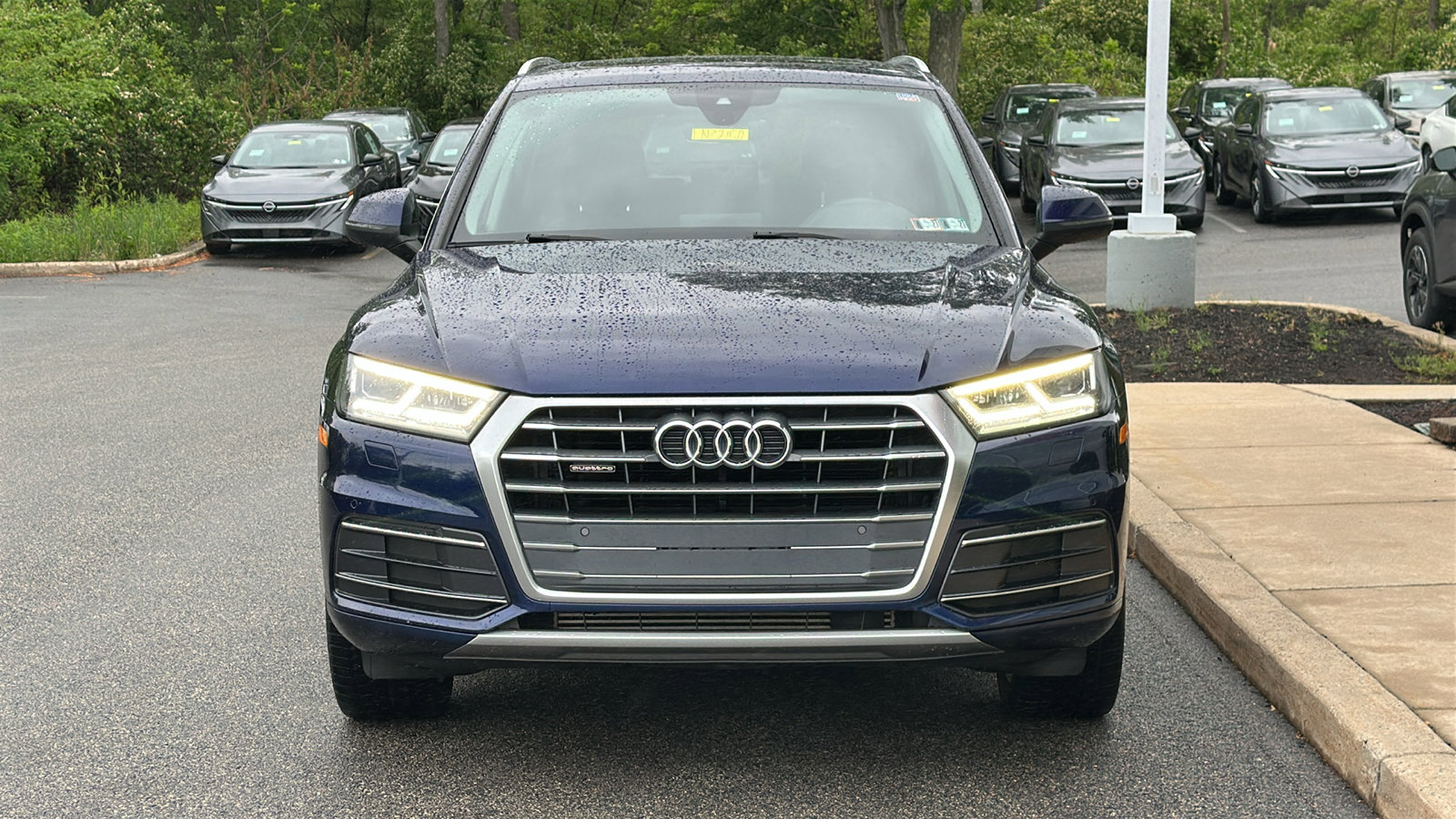 Used 2018 Audi Q5 2.0T Premium Plus w/ Premium Plus Package AWD/4WD image 3