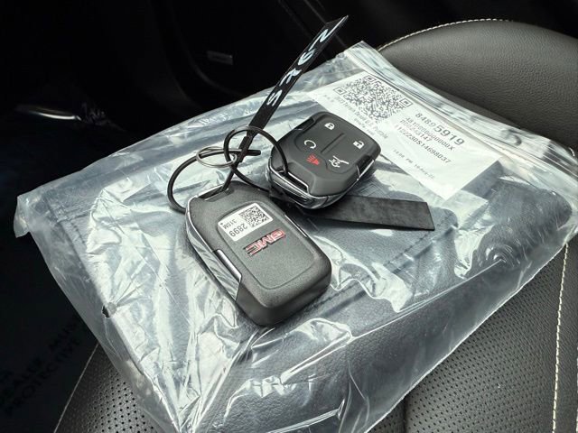 Used 2023 GMC Terrain Denali w/ Black Diamond Edition image 37