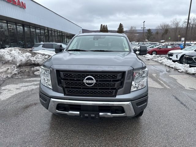 Used 2024 Nissan Titan SV w/ SV Convenience Package image 6