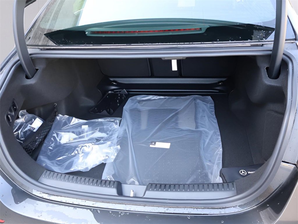 Certified 2025 Mercedes-Benz E 350 4MATIC Sedan image 17