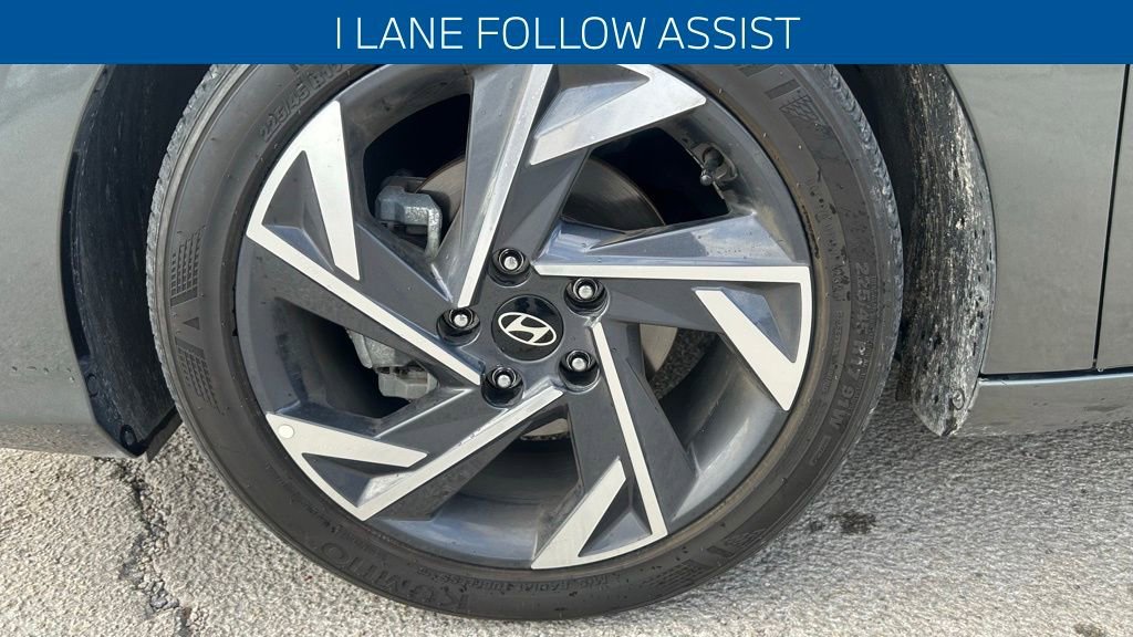 Used 2024 Hyundai Elantra SEL w/ Convenience Package image 14