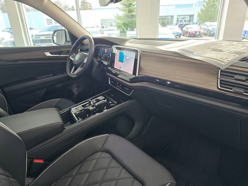 New 2026 Volkswagen Atlas SEL Premium R-Line image 36