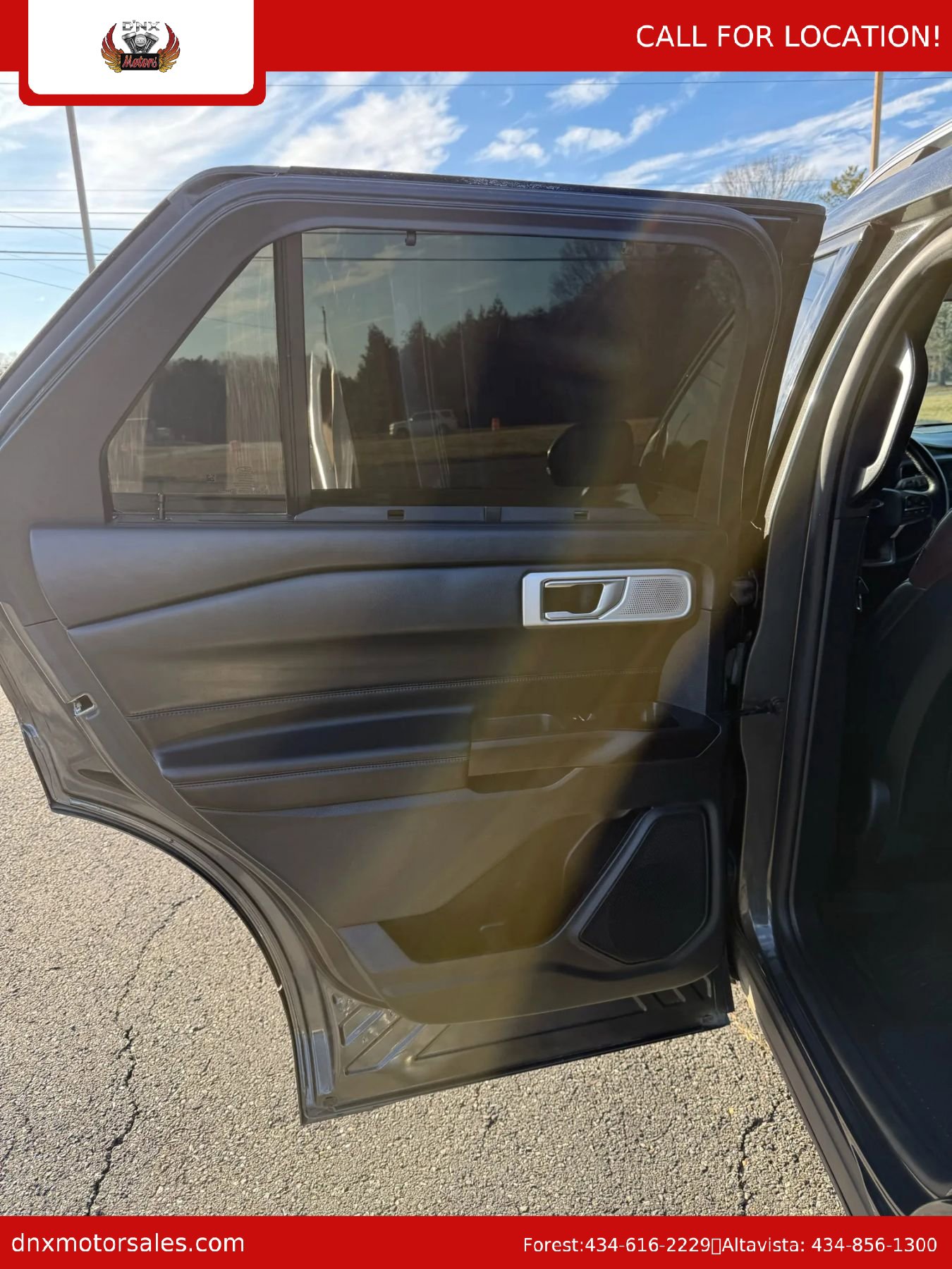 Used 2020 Ford Explorer Platinum w/ Premium Technology Package image 49