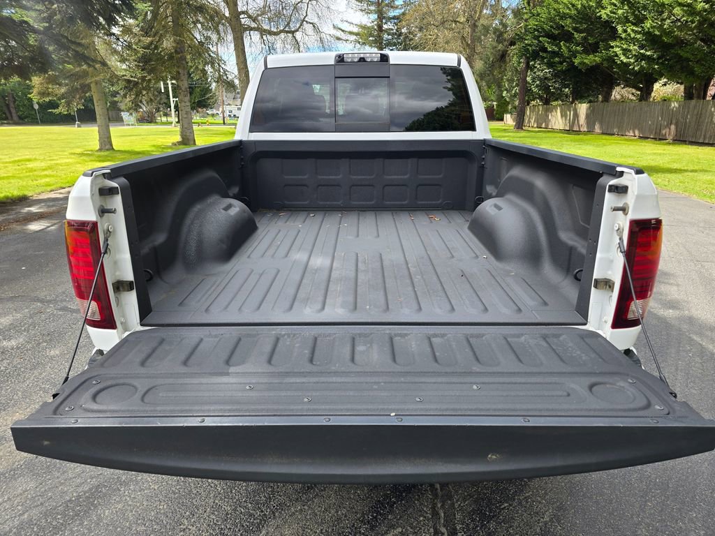 Used 2016 RAM 3500 Laramie w/ Sport Appearance Group image 15