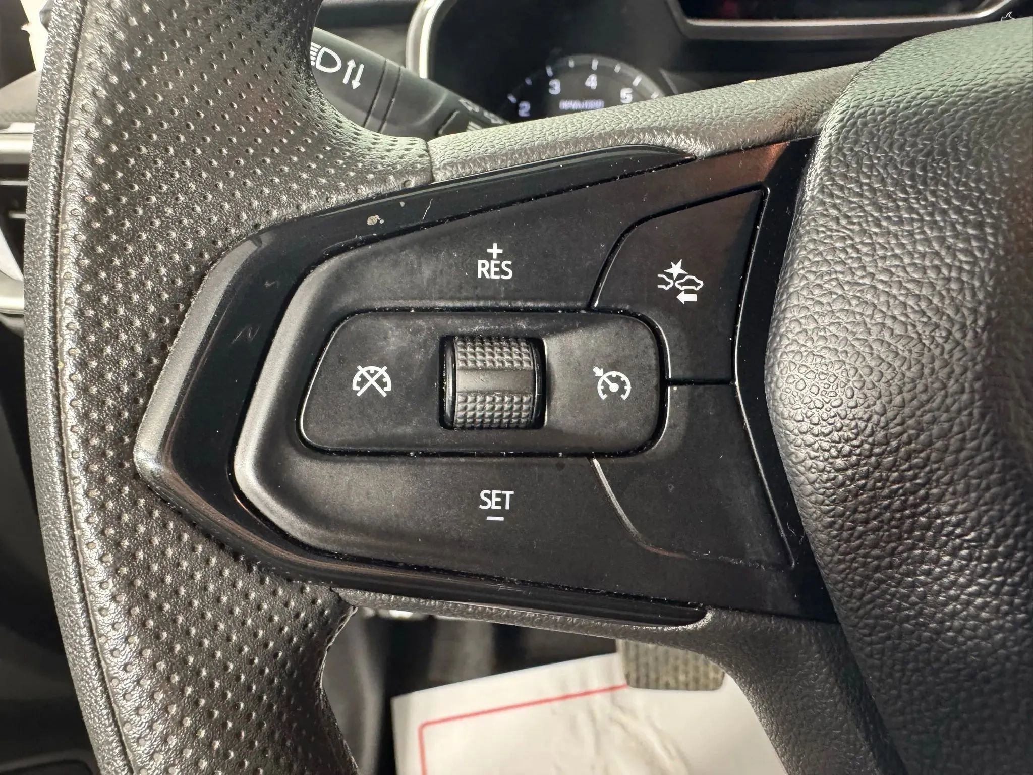 Used 2023 Chevrolet TrailBlazer LS AWD/4WD image 15