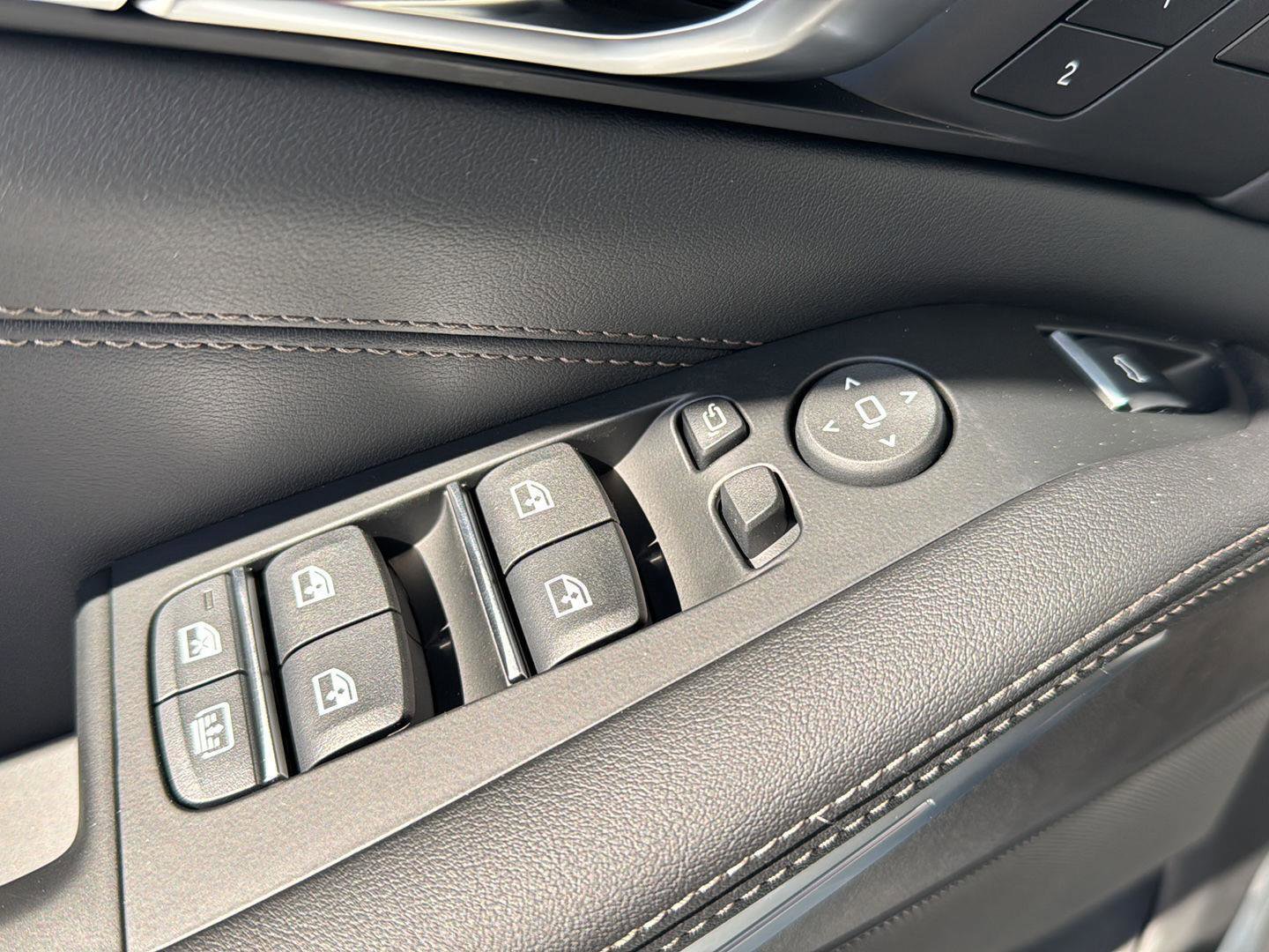 New 2026 BMW X7 xDrive40i w/ Executive Package image 28