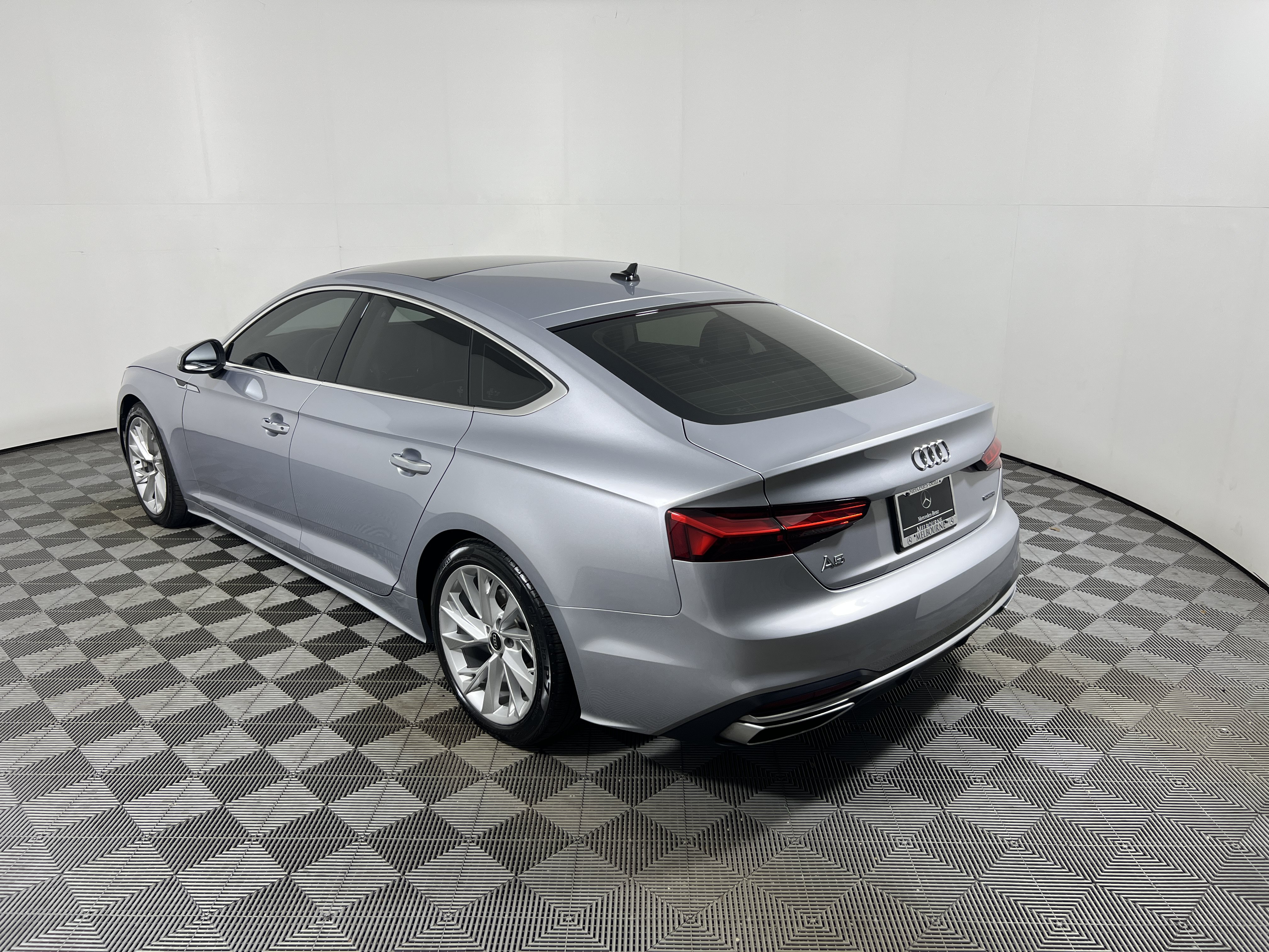 Used 2022 Audi A5 2.0T Premium AWD/4WD image 3