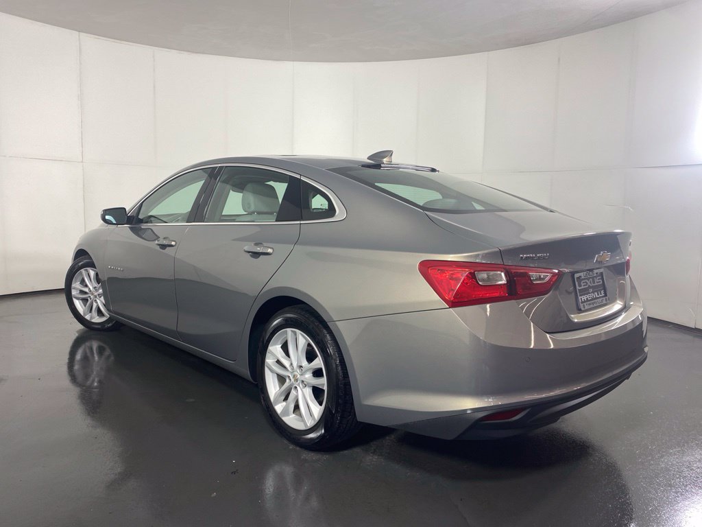 Used 2017 Chevrolet Malibu Hybrid w/ Leather Package FWD image 10