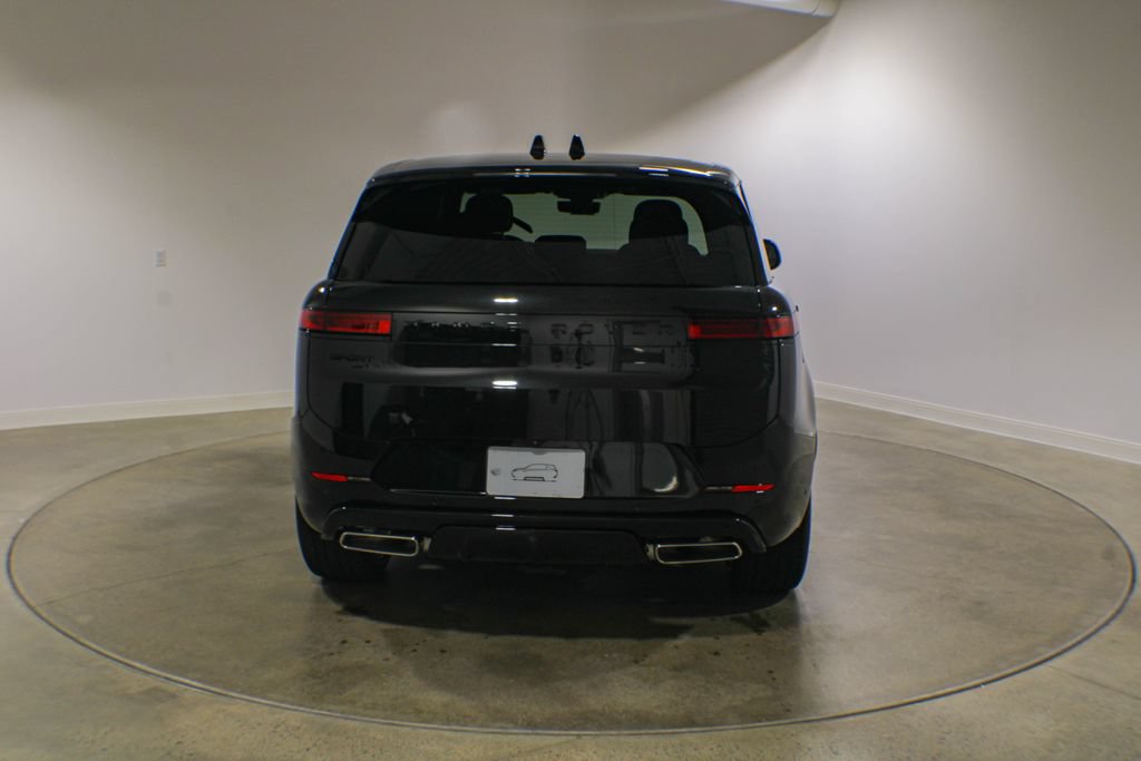 New 2026 Land Rover Range Rover Sport Dynamic SE AWD/4WD image 5