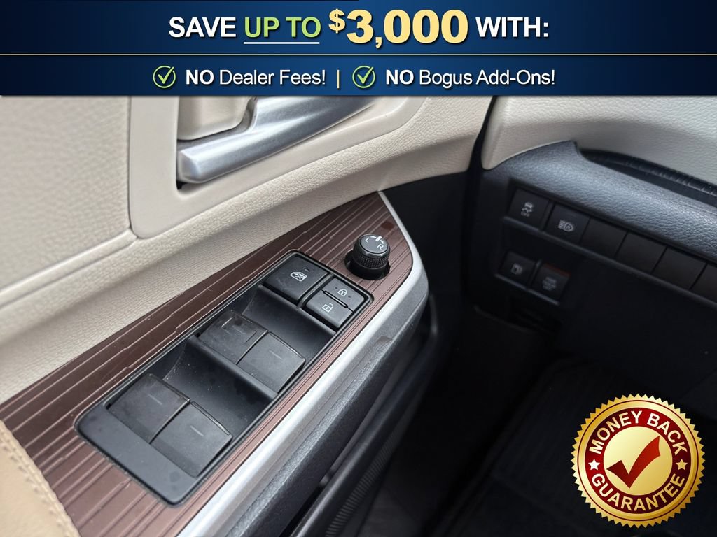 Used 2021 Toyota Sienna XLE FWD image 28