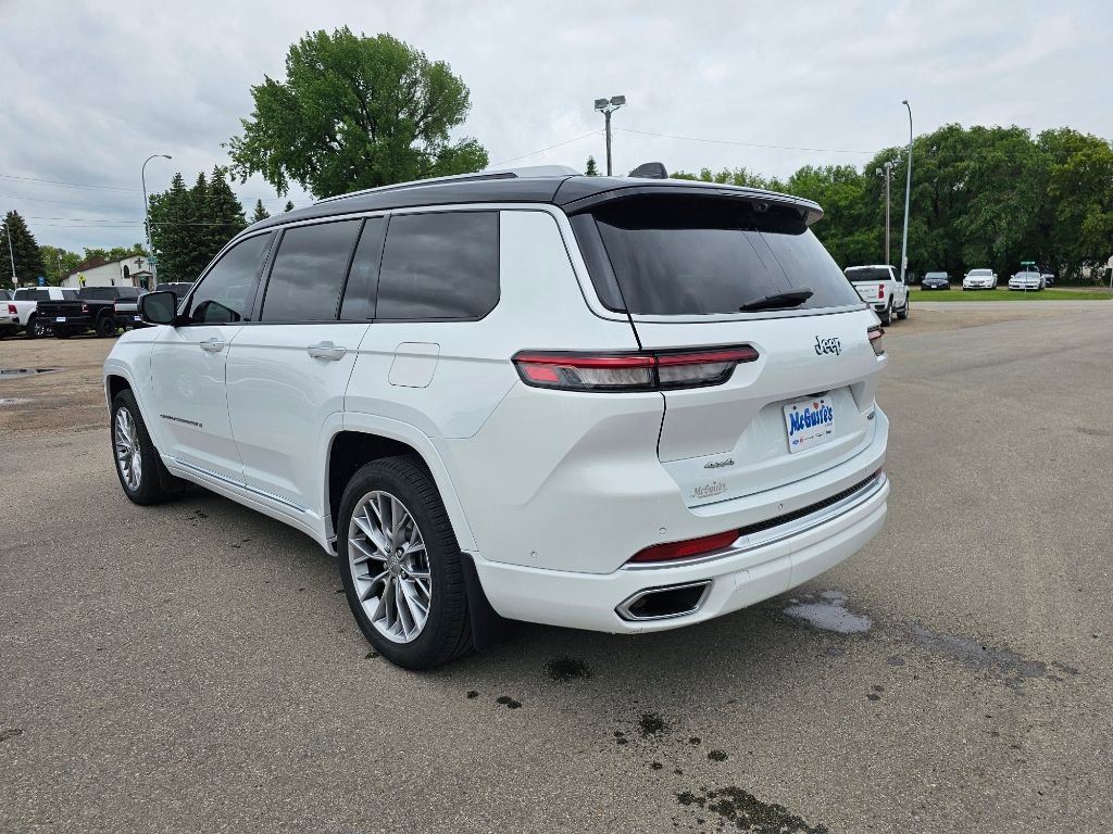 Used 2023 Jeep Grand Cherokee L Summit w/ Advanced Protech Group IV image 12
