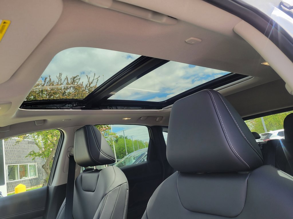 Used 2025 Nissan Murano SL image 11