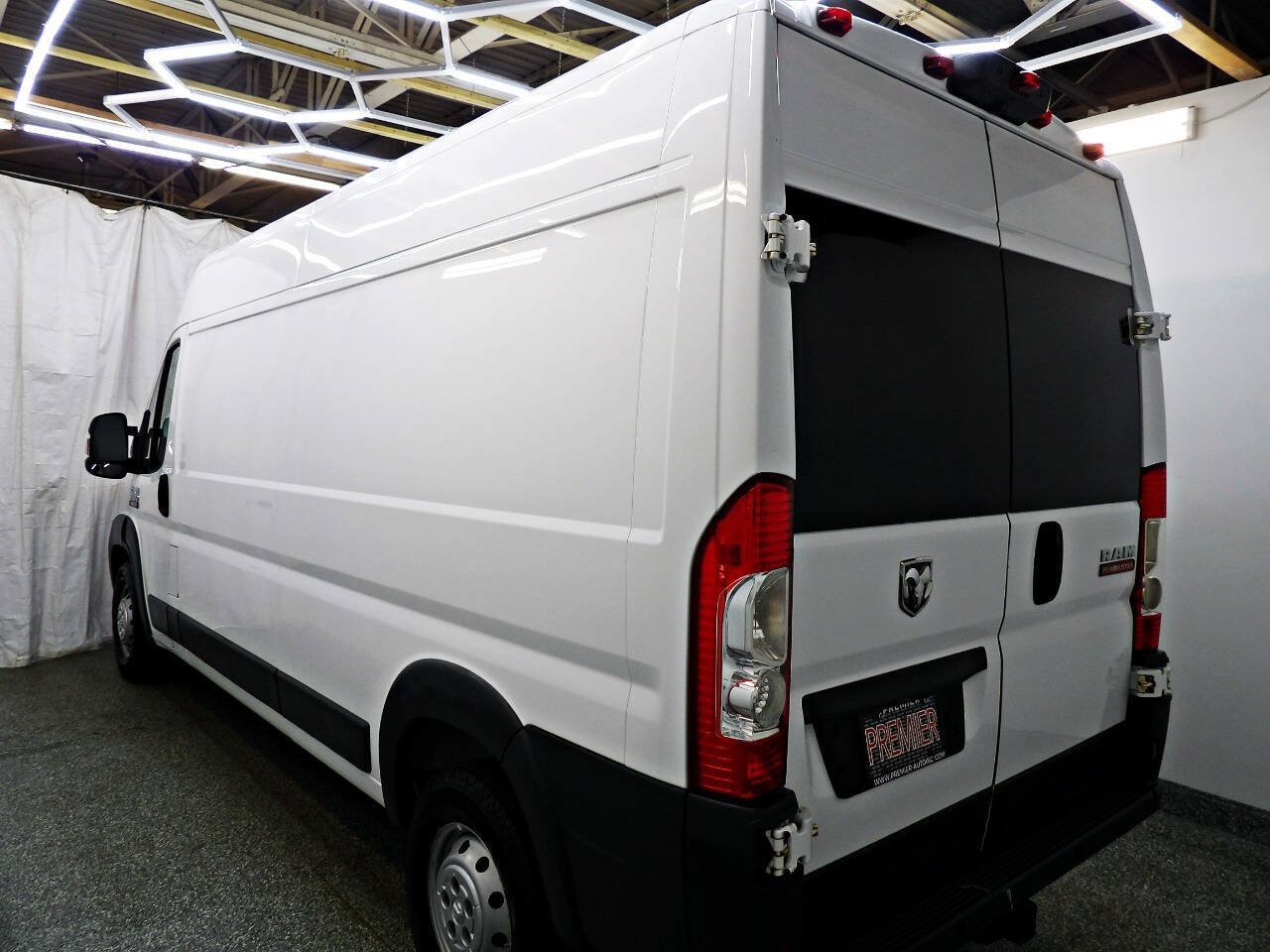 Used 2018 RAM ProMaster 3500 w/ Mopar Trailer Tow Group FWD image 4