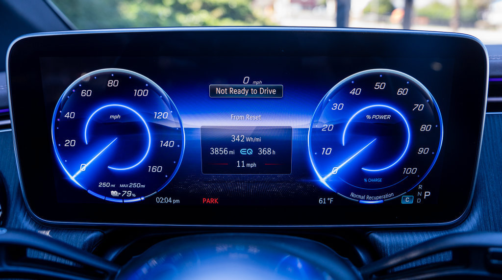 Used 2023 Mercedes-Benz EQE 500 4MATIC Sedan image 9