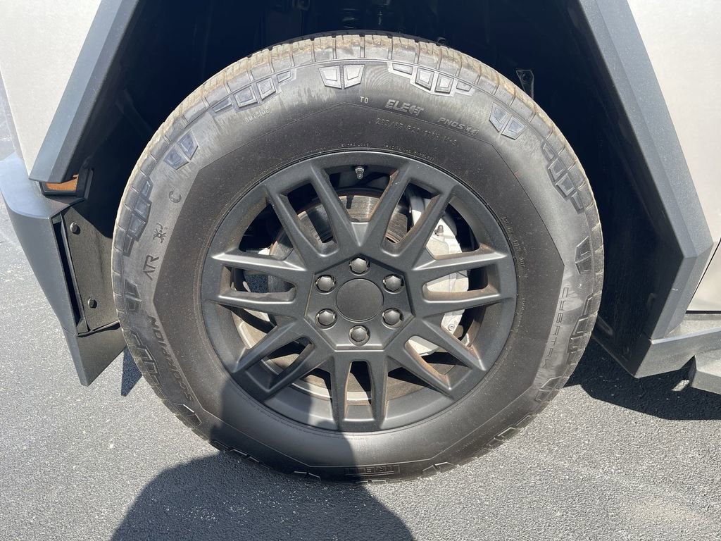 Used 2024 Tesla Cybertruck Cyberbeast image 10