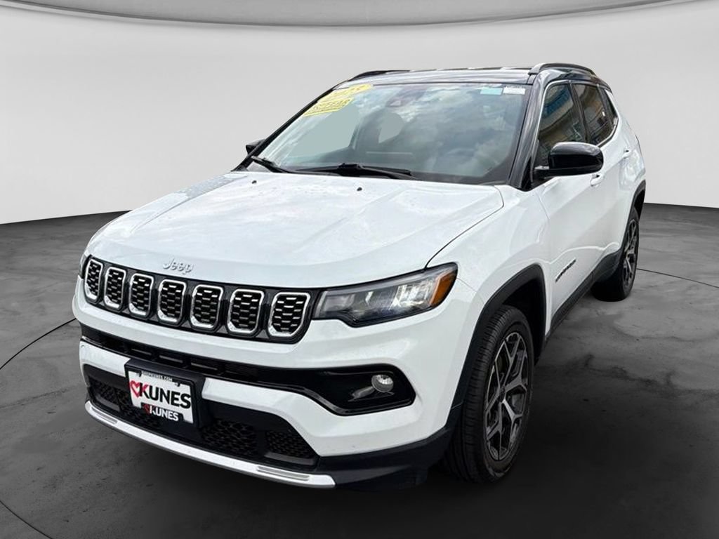 Used 2025 Jeep Compass Limited AWD/4WD image 5