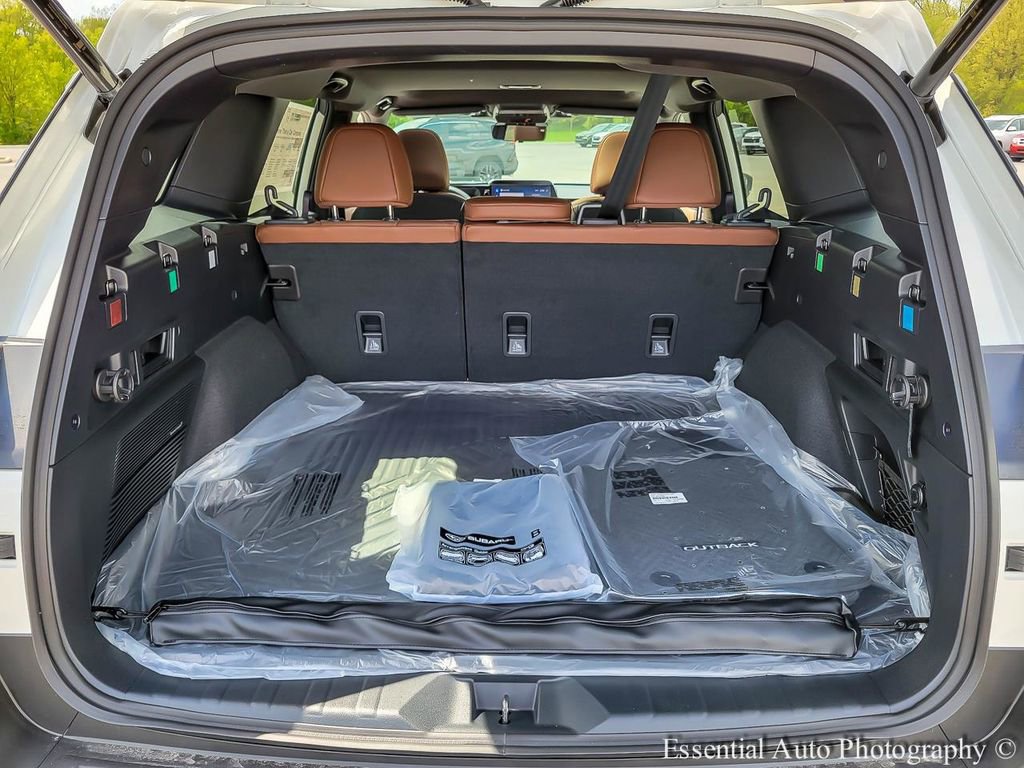 New 2026 Subaru Outback Touring AWD/4WD image 23