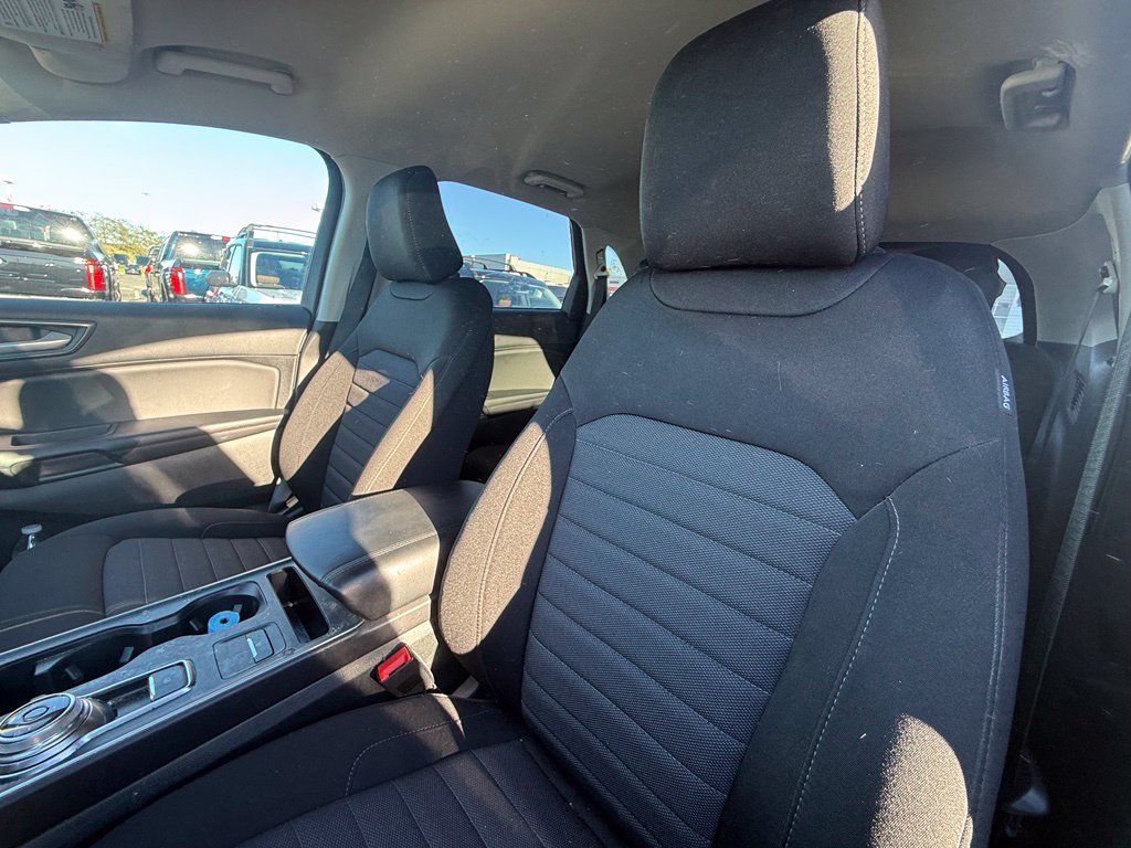Used 2024 Ford Edge SE AWD/4WD image 16