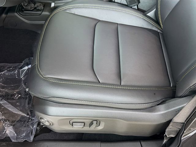 New 2025 Jeep Gladiator Sport image 18