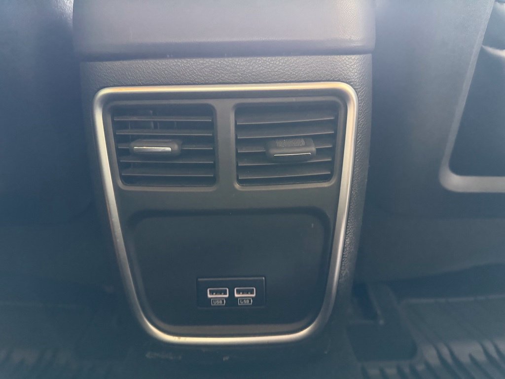 Used 2019 Chrysler 300 Touring w/ Sport Appearance Package RWD image 28