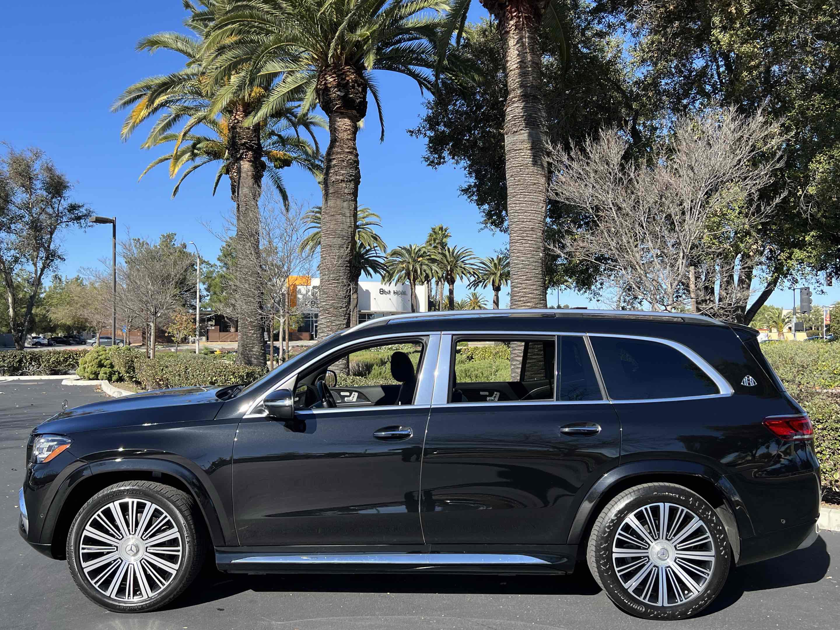 Used 2023 Mercedes-Benz Maybach GLS 600 4MATIC image 19