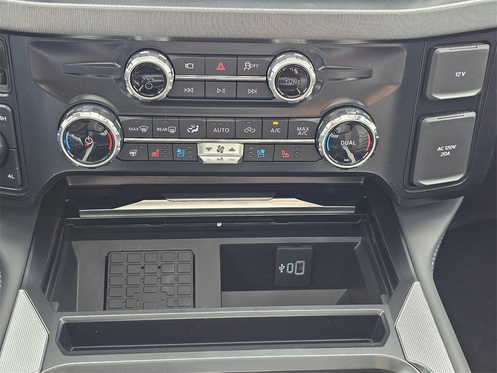 New 2026 Ford F350 4x4 Crew Cab Super Duty image 33