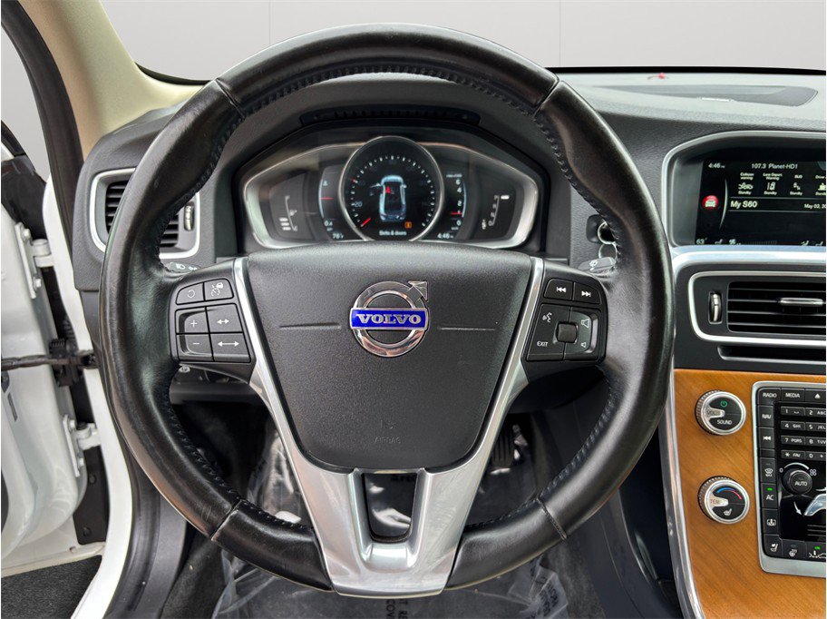 Used 2016 Volvo S60 T5 Inscription Platinum w/ Climate Package AWD/4WD image 26