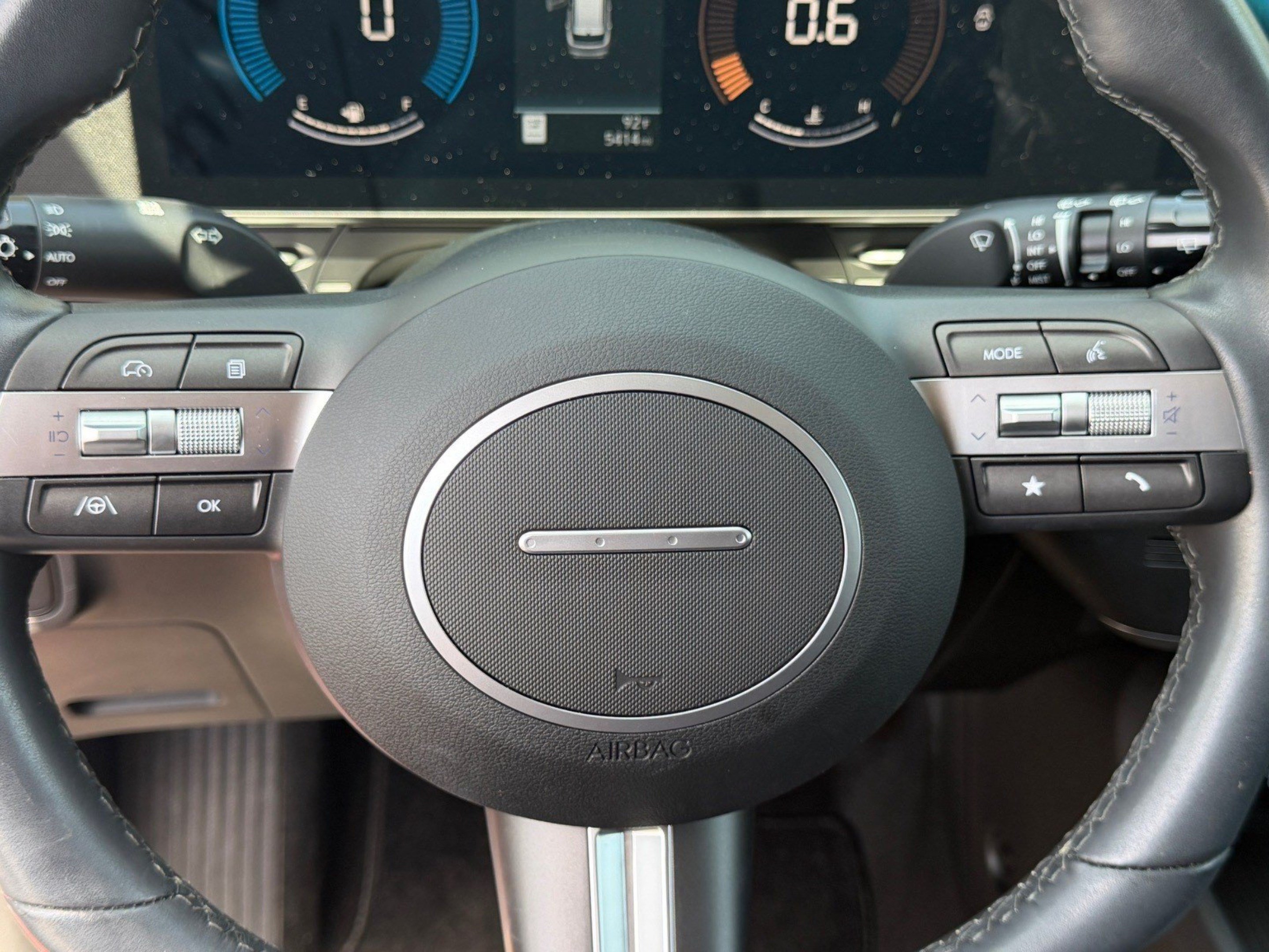 Used 2025 Hyundai Kona SEL FWD image 27