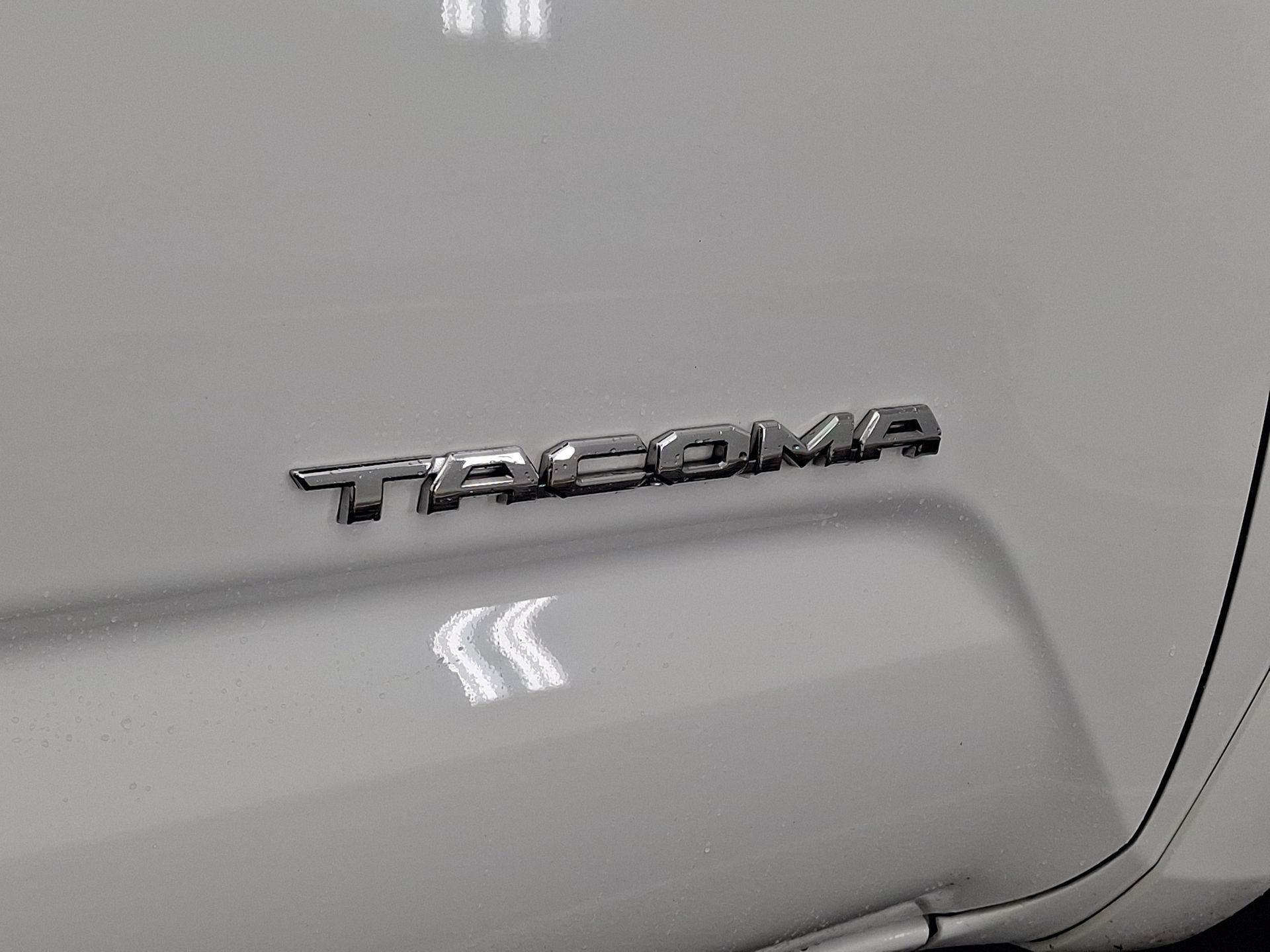 Used 2023 Toyota Tacoma TRD Sport AWD/4WD image 23