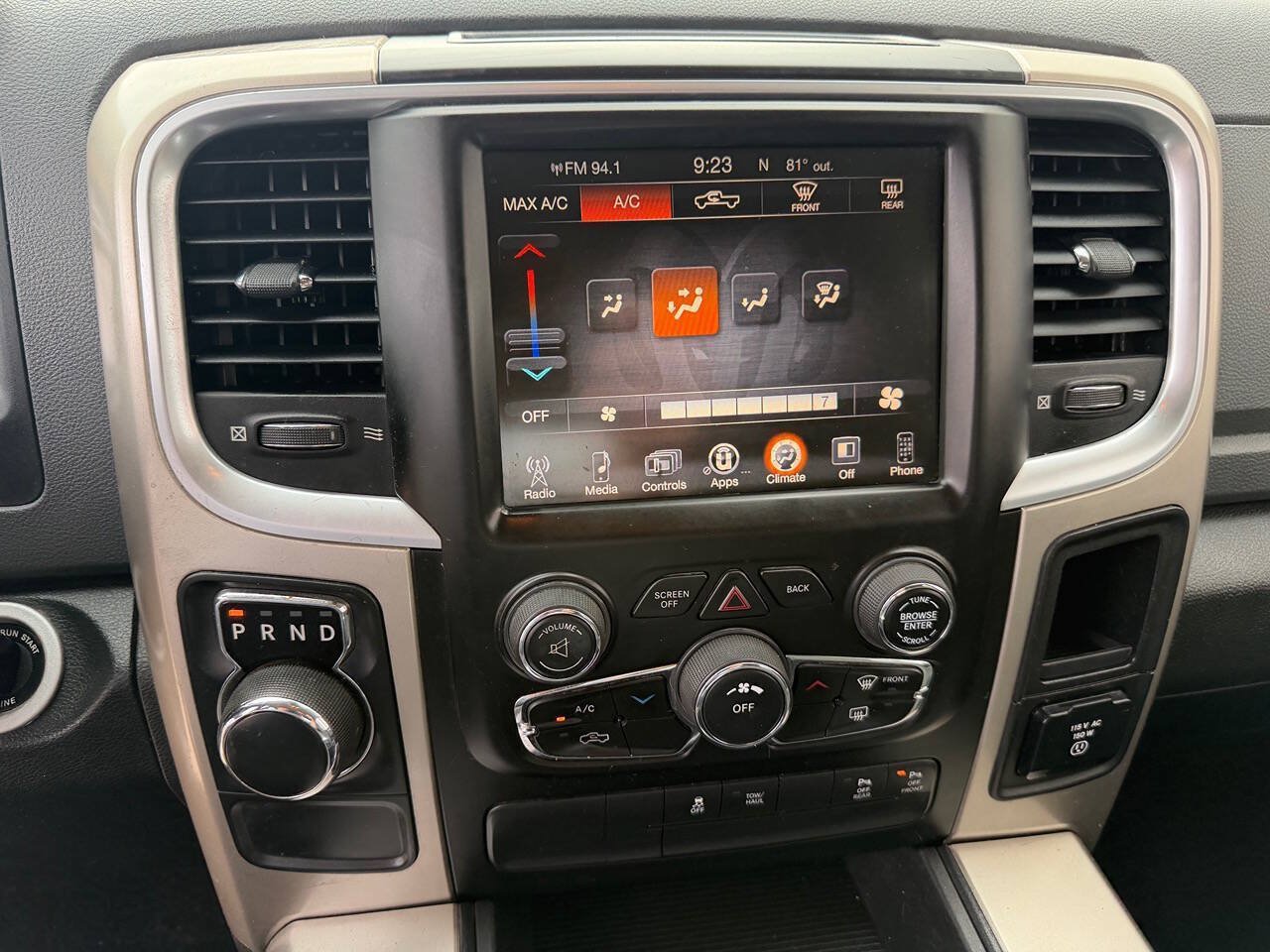 Used 2015 RAM 1500 Lone Star RWD image 30