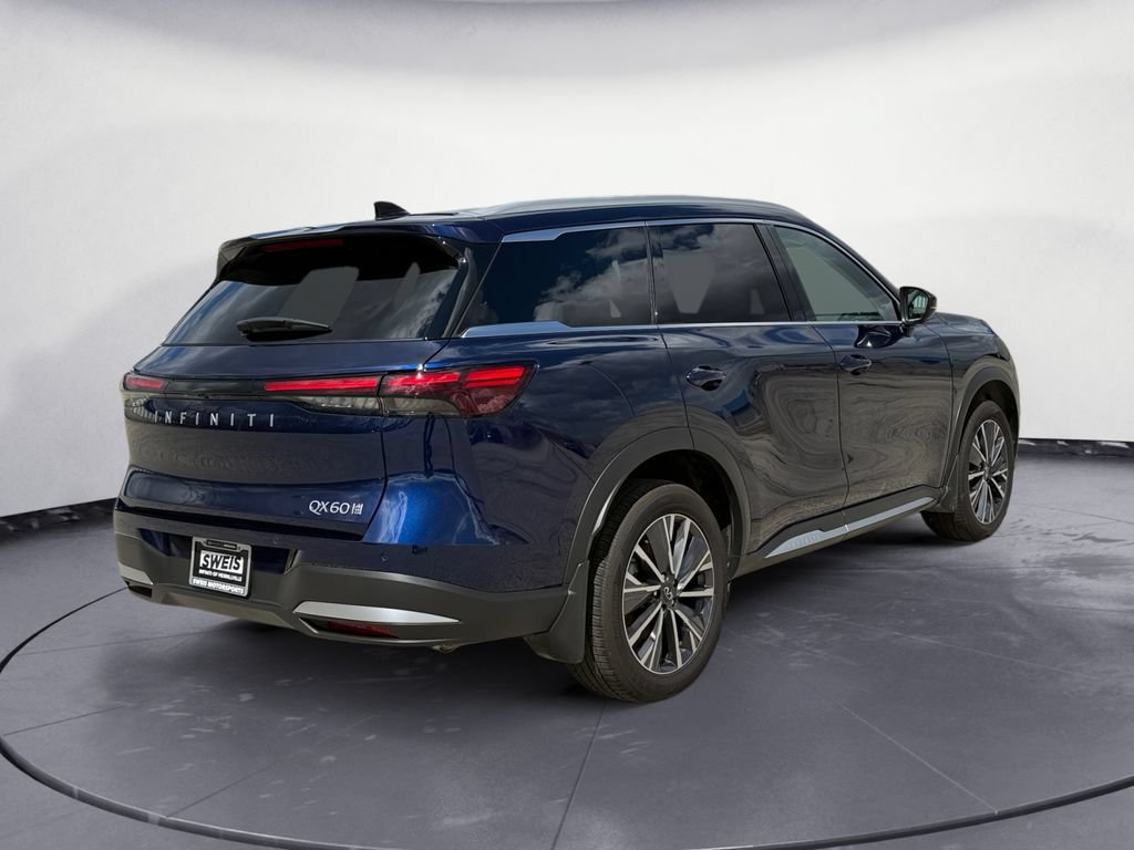 Certified 2026 INFINITI QX60 Luxe w/ Family Package AWD/4WD image 5