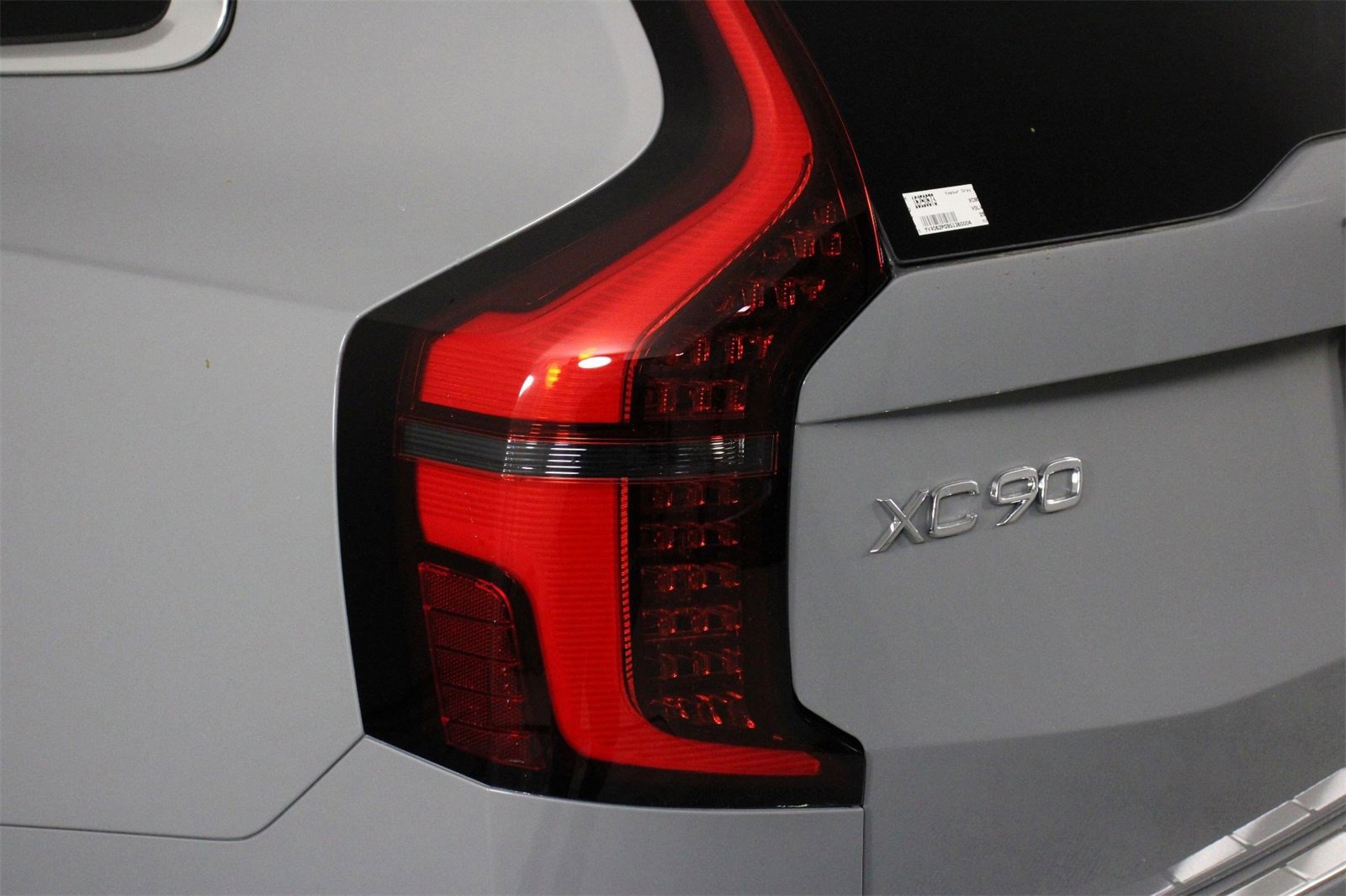 New 2025 Volvo XC90 B6 Ultra w/ Protection Package Premier image 15