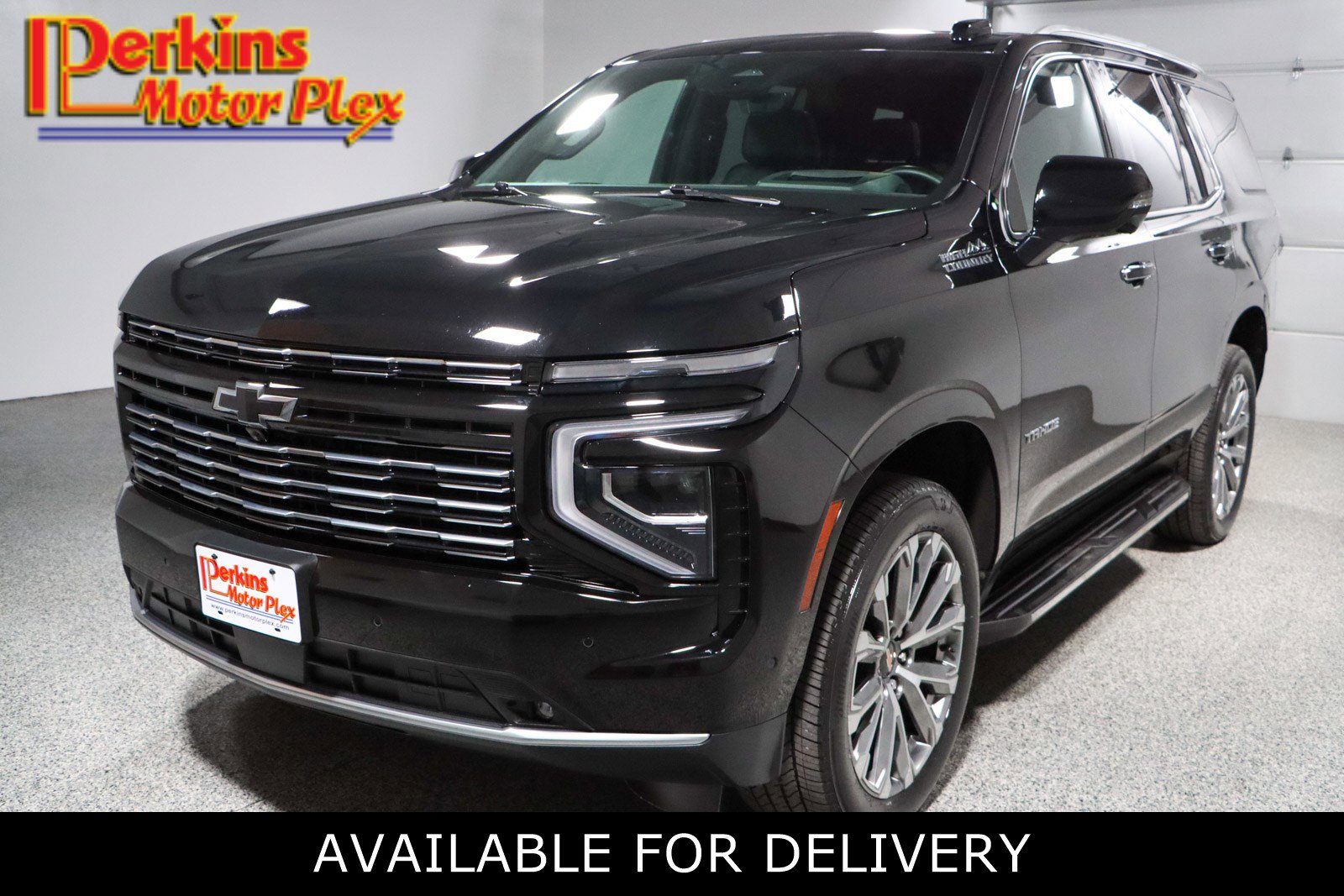 Used 2025 Chevrolet Tahoe High Country w/ Sun And Tow Package AWD/4WD image 1