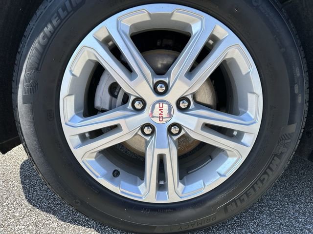 Used 2024 GMC Terrain SLE w/ Driver Convenience Package FWD image 21