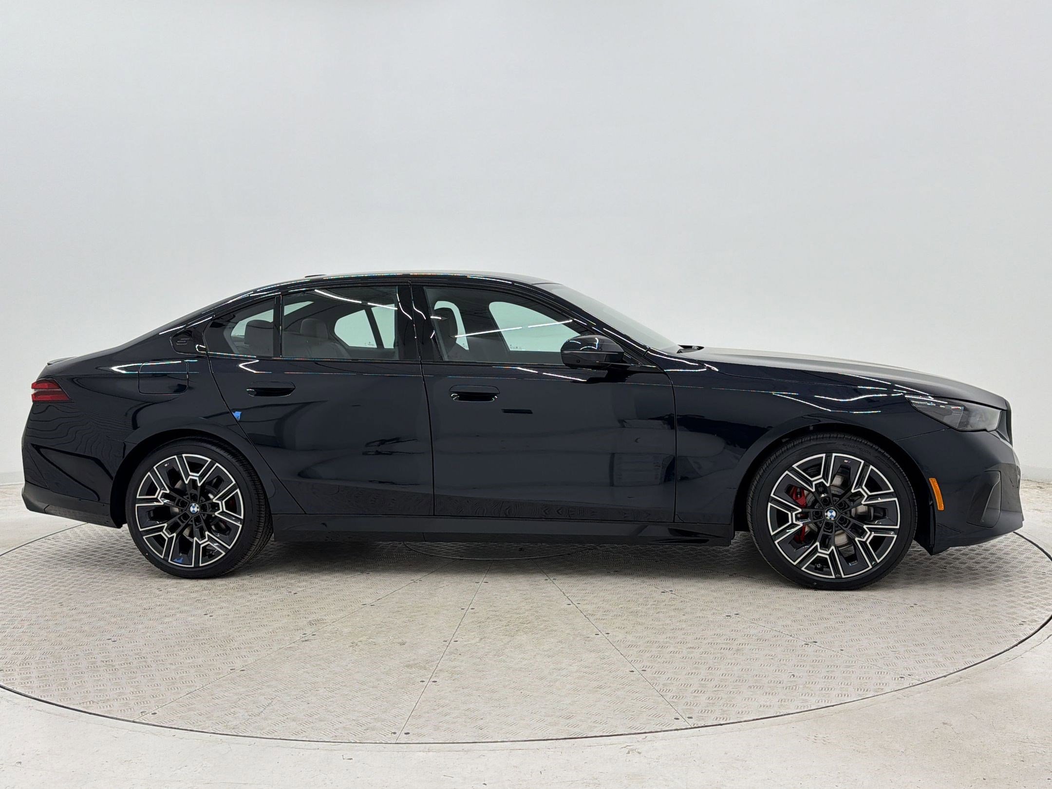 New 2027 BMW 530i xDrive AWD/4WD image 8