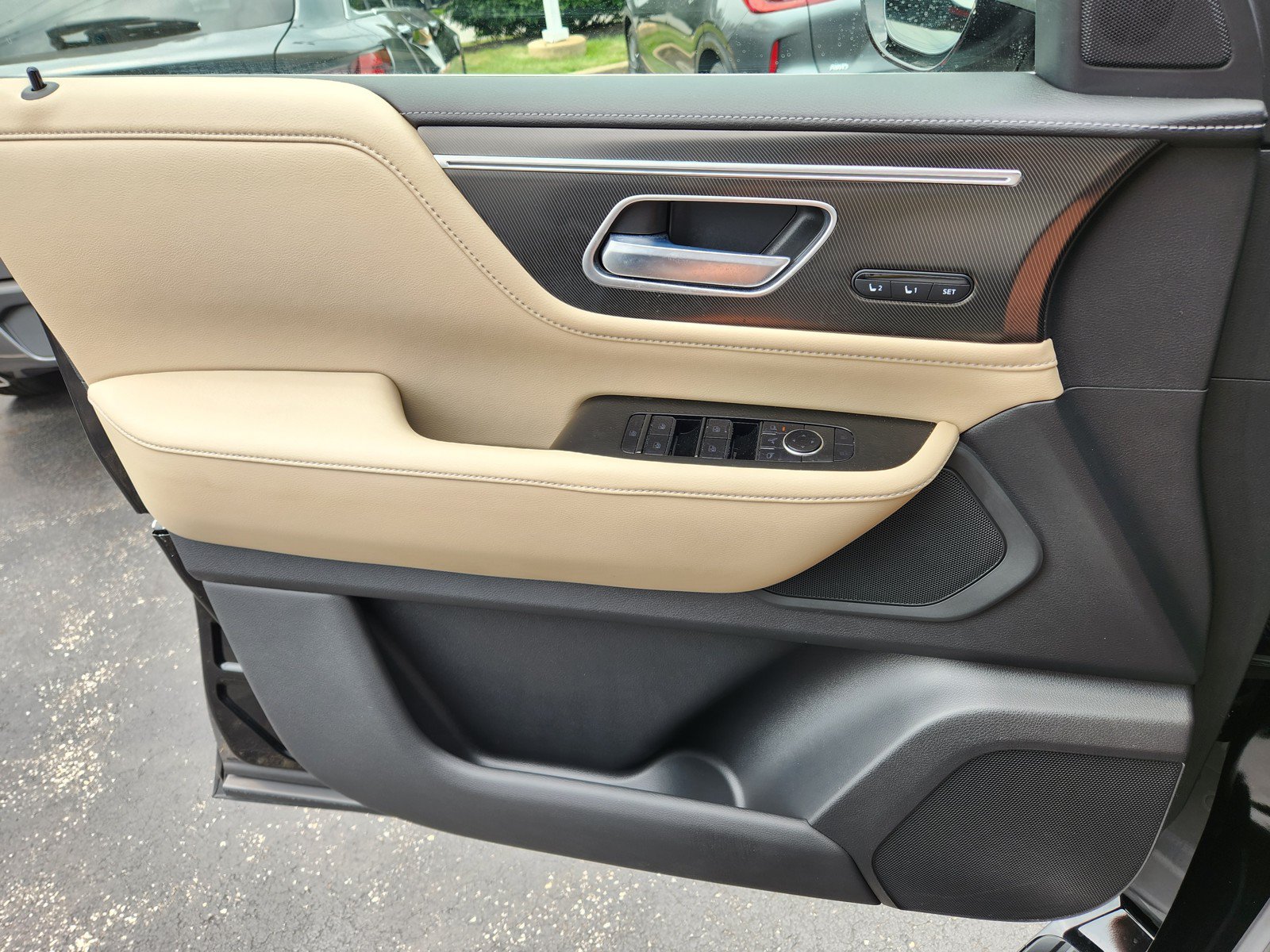 Certified 2025 INFINITI QX80 Pure AWD/4WD image 25
