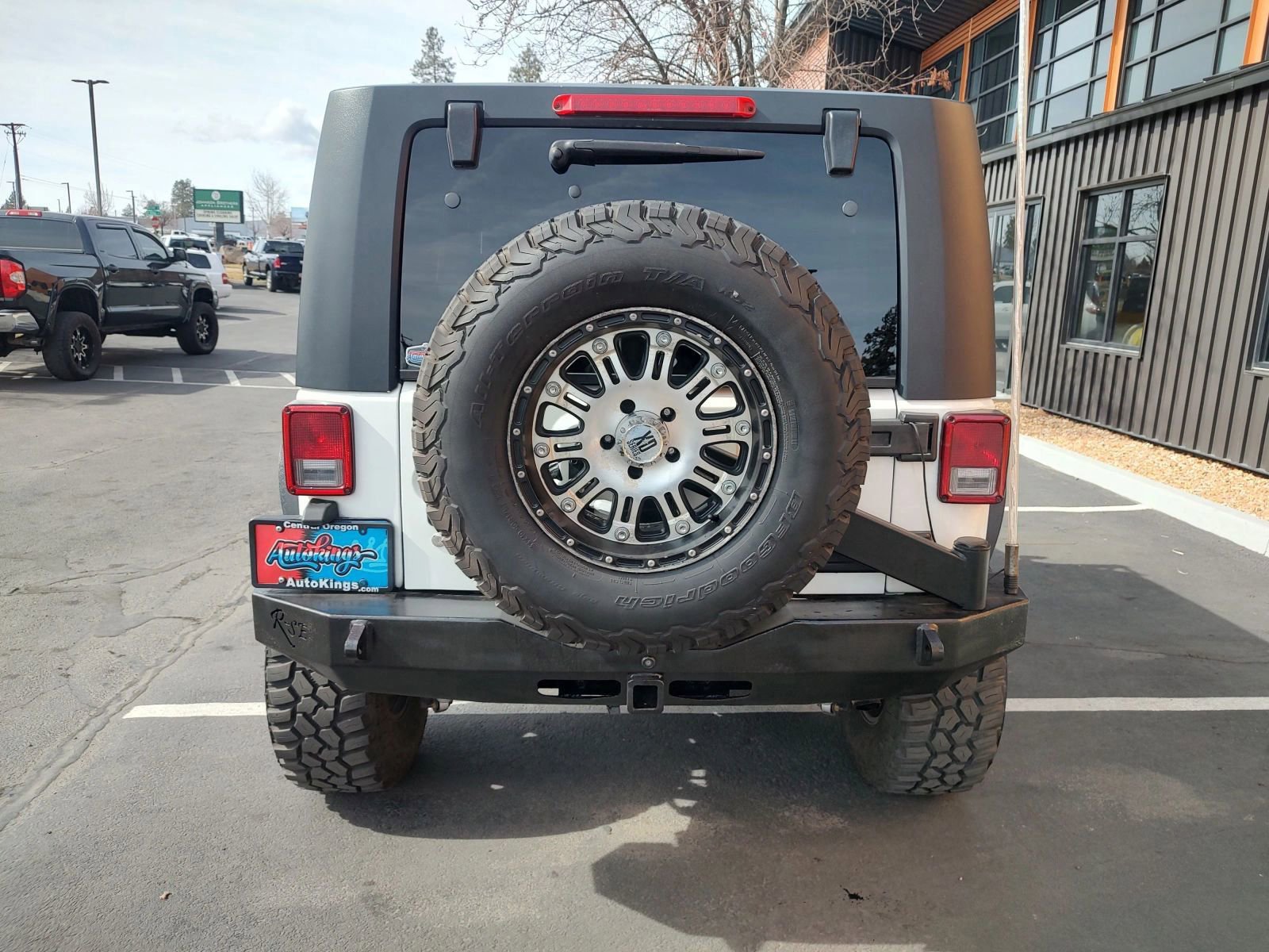 Used 2009 Jeep Wrangler Unlimited Rubicon image 4