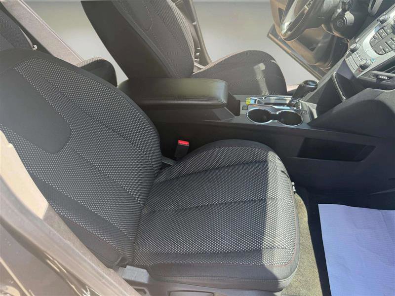 Used 2017 Chevrolet Equinox LT w/ Convenience Package image 21