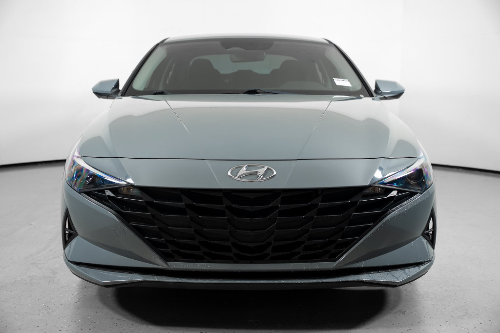 Used 2021 Hyundai Elantra Blue FWD image 17