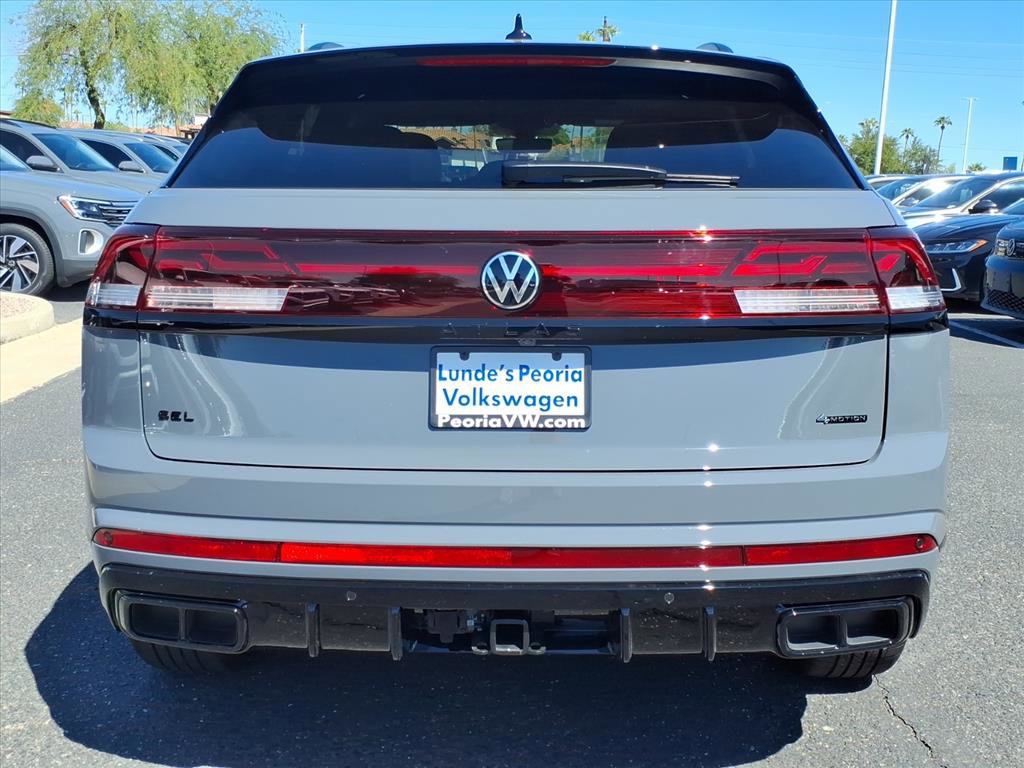 New 2026 Volkswagen Atlas Cross Sport SEL R-Line image 5