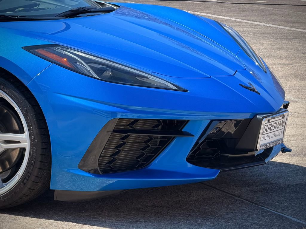 Used 2025 Chevrolet Corvette Stingray Premium Cpe w/ 3LT image 5