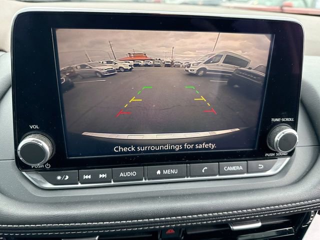 Used 2022 Nissan Rogue SV image 17