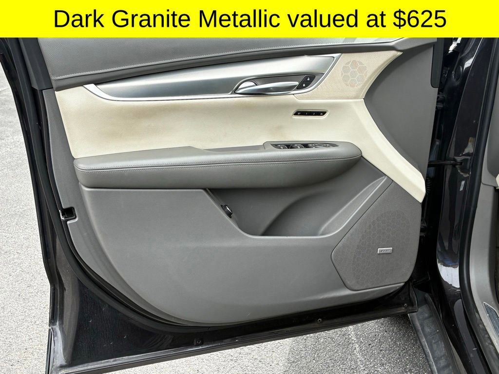 Used 2018 Cadillac XT5 Luxury w/ Driver Awareness Package AWD/4WD image 6